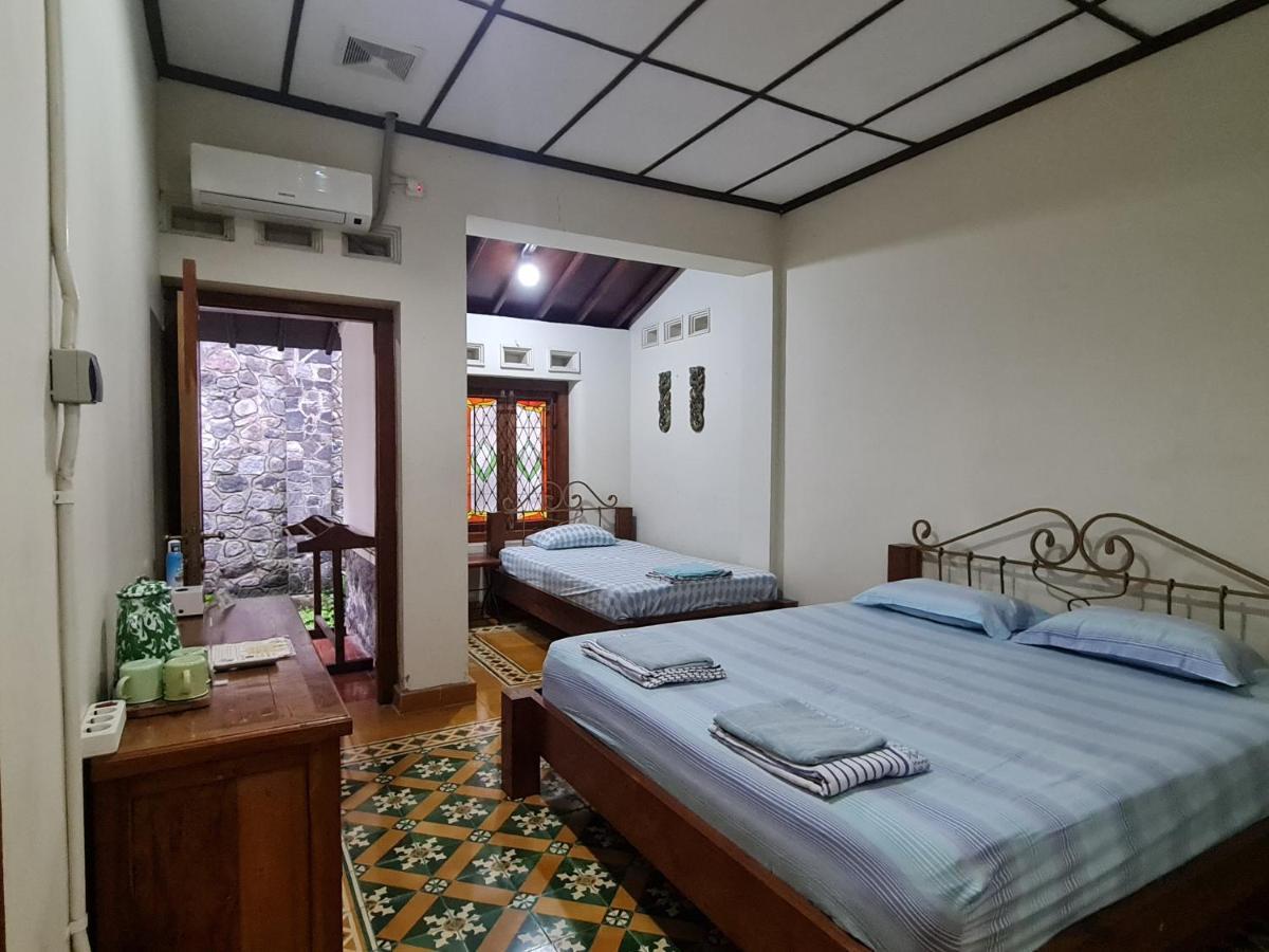 Omah Pitoe Yogya Homestay Джокьякарта Экстерьер фото